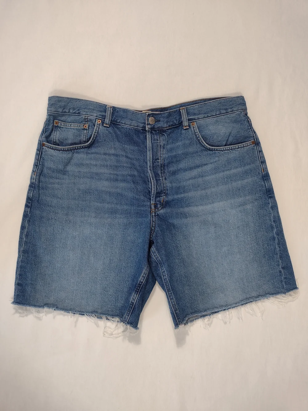 Madewell Button Long Fly Baggy Cuffed Jean Shorts Mifflin Wash Size 33
